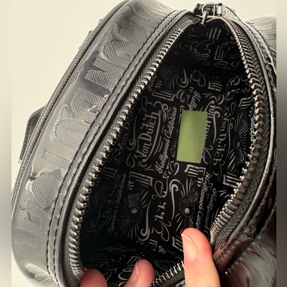 Von Dutch Black Onyx Reflective Bowling Bag NWTG - Picture 6 of 10